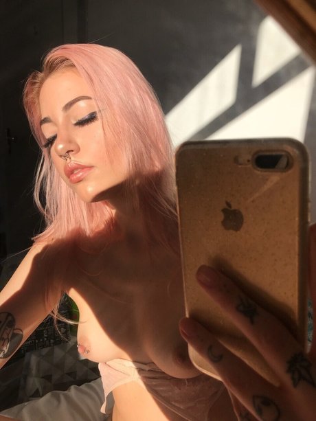 Photo nue de fuite OnlyFans de Hillmayer