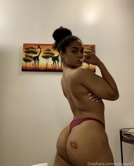 Ravyn Rochelle