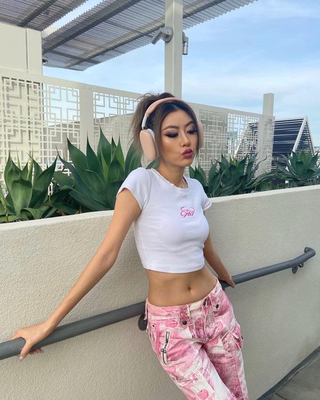Dj Camgirl