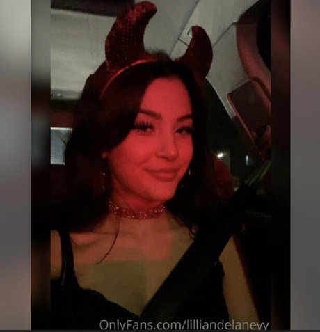 Photo nue de fuite OnlyFans de Lillian Delaney