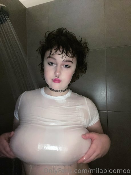 Photo nue de fuite OnlyFans de Milabloomoo