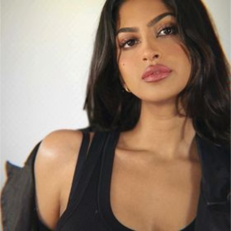 Photo nue de fuite OnlyFans de Shreya Arun