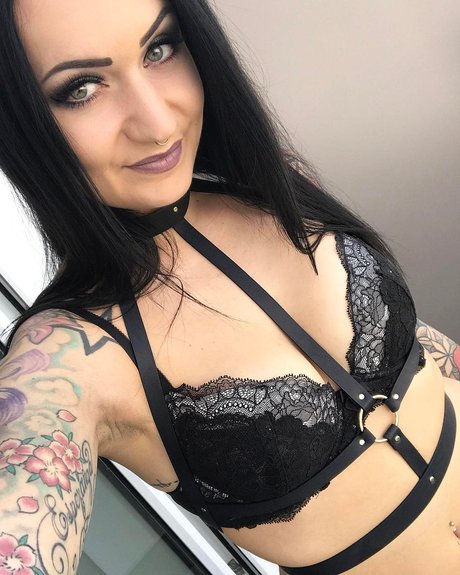 Bella Isadora