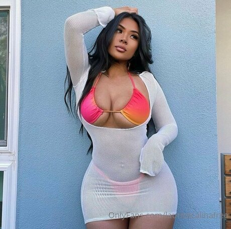Photo nue de fuite OnlyFans de Lauricecalinafree