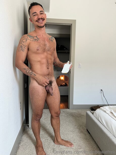 Photo nue de fuite OnlyFans de Brianbowiefree