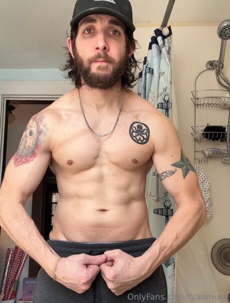 Photo nue de fuite OnlyFans de Ryanmuse