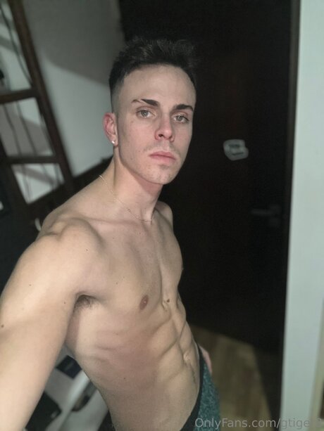 Photo nue de fuite OnlyFans de Gtiger8