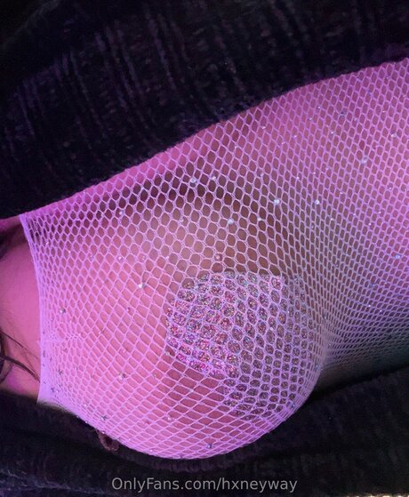 Photo nue de fuite OnlyFans de Hxneyway