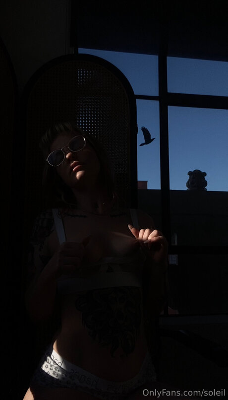 Photo nue de fuite OnlyFans de Soleil