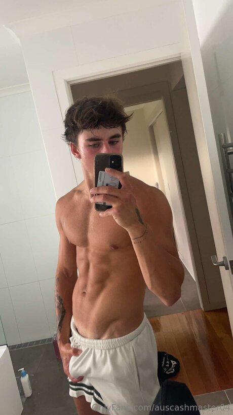 Photo nue de fuite OnlyFans de Auscashmaster04