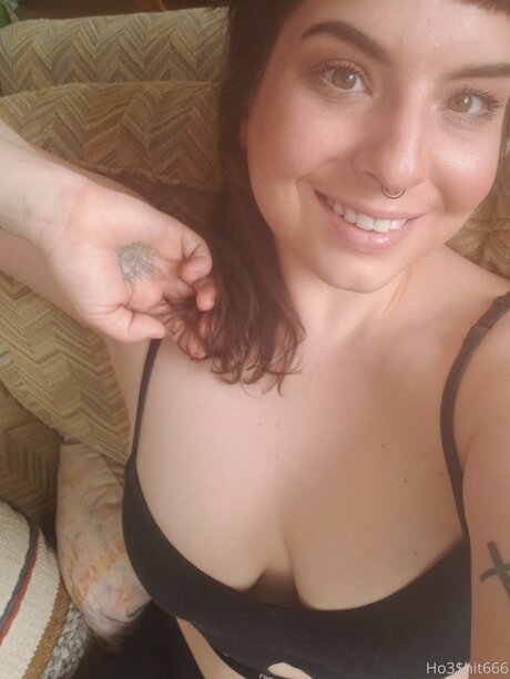 Photo nue de fuite OnlyFans de Hoeshit666