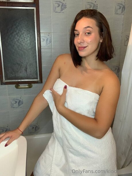 Photo nue de fuite OnlyFans de Kindluana