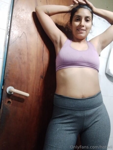 Photo nue de fuite OnlyFans de Hotivii