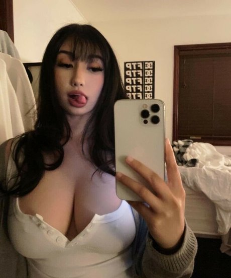 Photo nue de fuite OnlyFans de Suilios