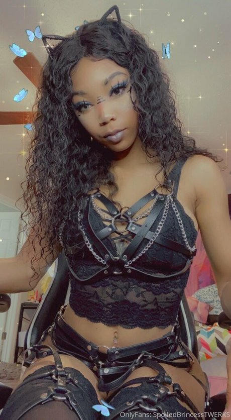 Photo nue de fuite OnlyFans de Spoiledbrincessfree