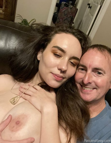 Photo nue de fuite OnlyFans de Fastandsexy
