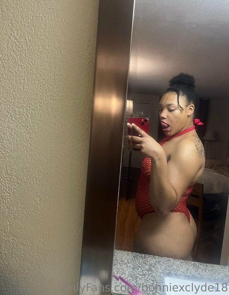 Photo nue de fuite OnlyFans de Bonniexclyde18