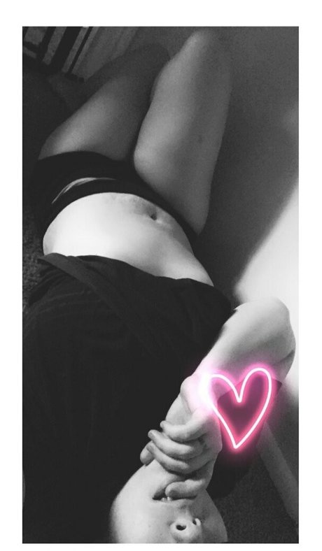 Momnextdoor