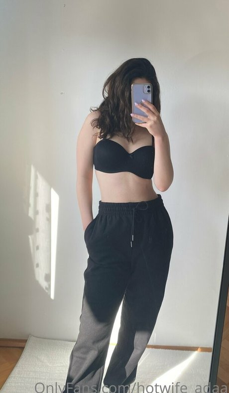 Hotwife_adaa