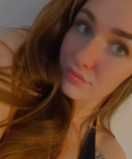 Photo nue de fuite OnlyFans de Ella Estrid