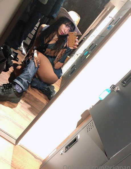 Photo nue de fuite OnlyFans de Arijapan