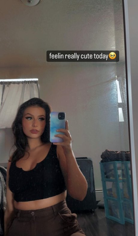 Photo nue de fuite OnlyFans de Chey Asmr