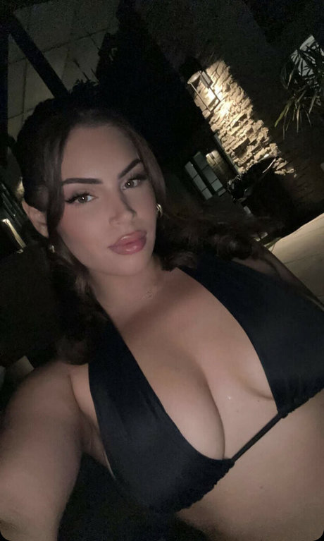 Nazanin Kavari