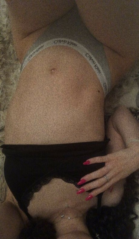 Photo nue de fuite OnlyFans de Celiaasalazarr