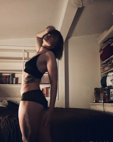 Photo nue de fuite OnlyFans de Lofilisichka