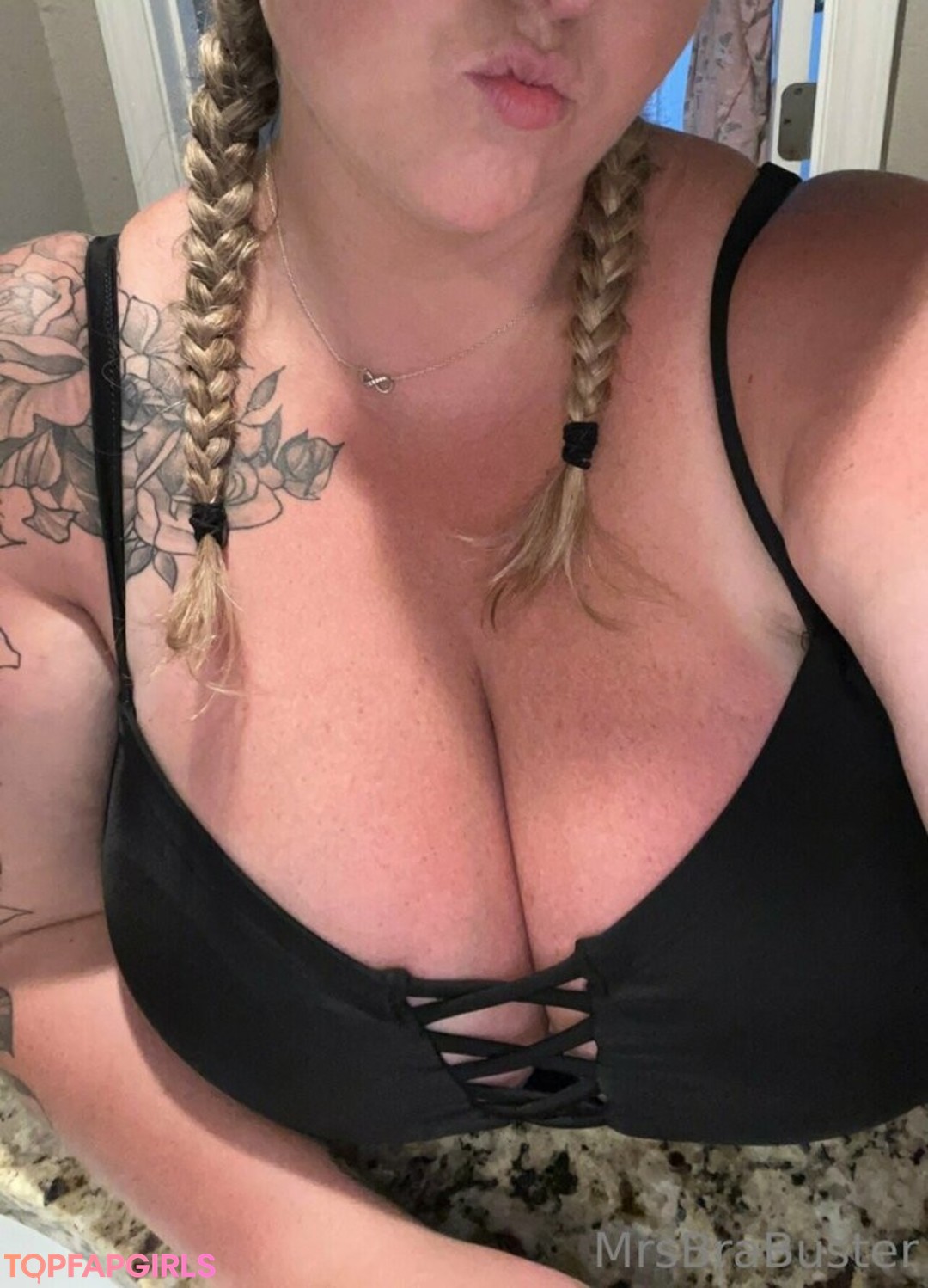 Photo nue de fuite OnlyFans de Mrsbrabuster #88 Photo nue de fuite OnlyFans de Mrsbrabuster #88
