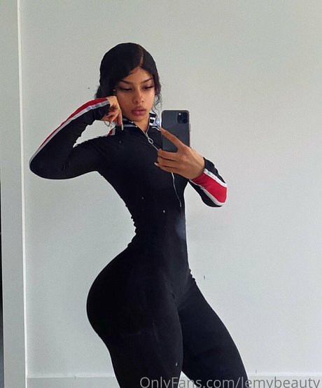 Photo nue de fuite OnlyFans de Lemybeauty