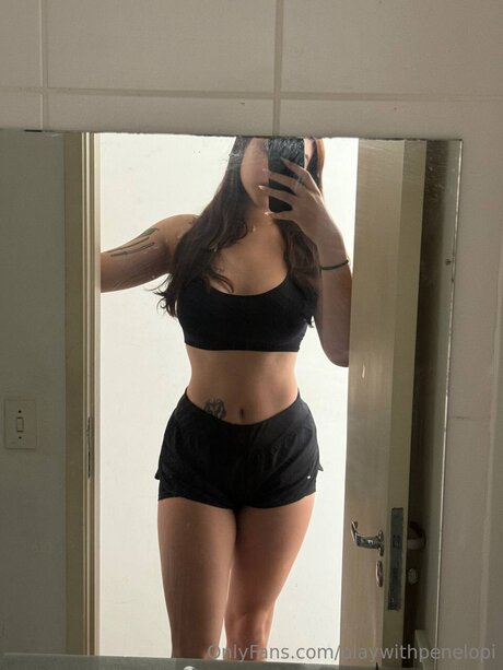Photo nue de fuite OnlyFans de Playwithpenelopi