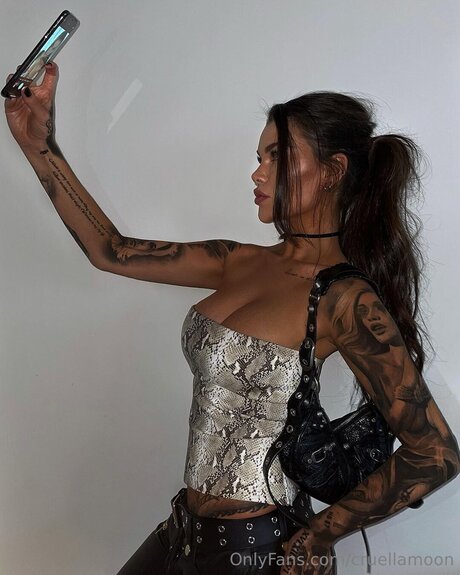Photo nue de fuite OnlyFans de Cruellamoon