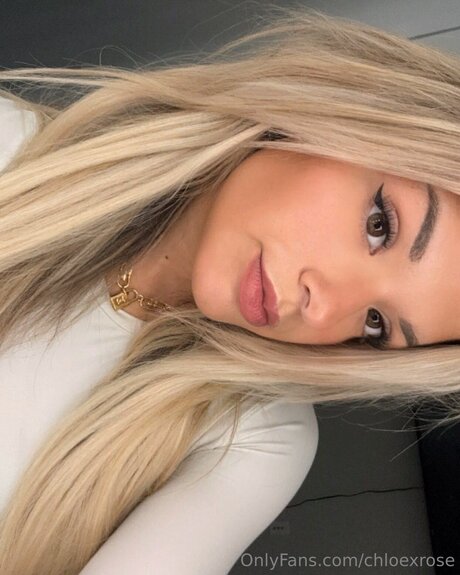 Chloexrose