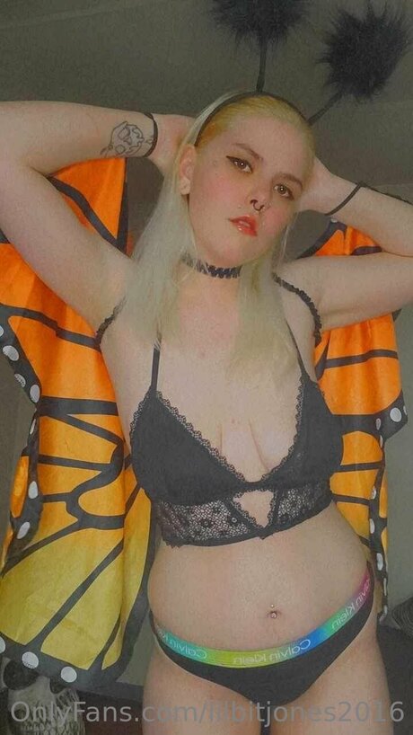 Lilbitjones2016