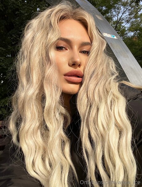 Photo nue de fuite OnlyFans de Anya Ice