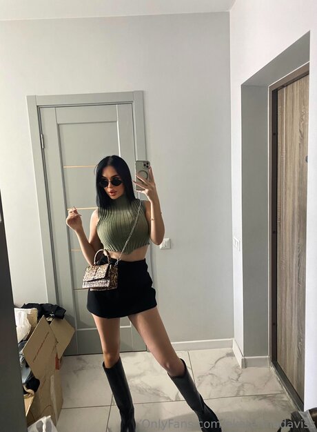 Photo nue de fuite OnlyFans de Ekaterinadaviss