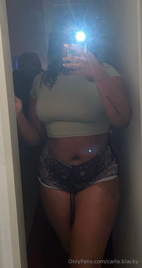 Photo nue de fuite OnlyFans de Carla Blacky