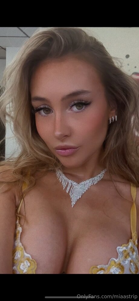 Photo nue de fuite OnlyFans de Miaastrip