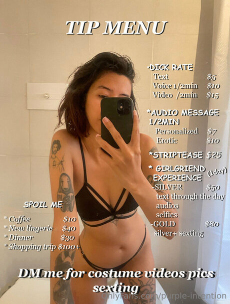 Photo nue de fuite OnlyFans de Purple Intention