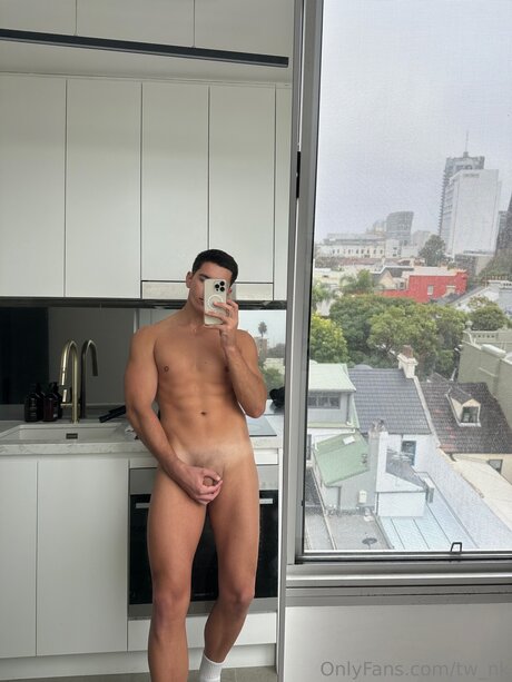 Photo nue de fuite OnlyFans de Tw Nk