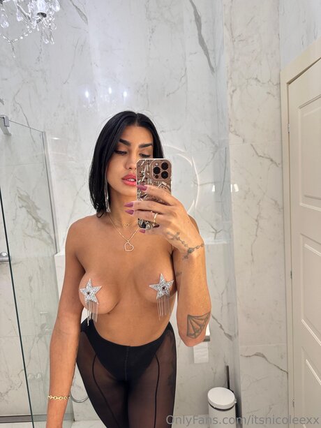Itsnicoleexx