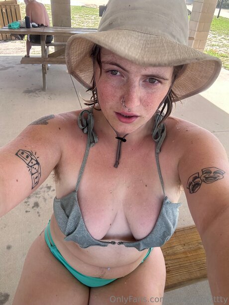 Photo nue de fuite OnlyFans de Loveyourkittty