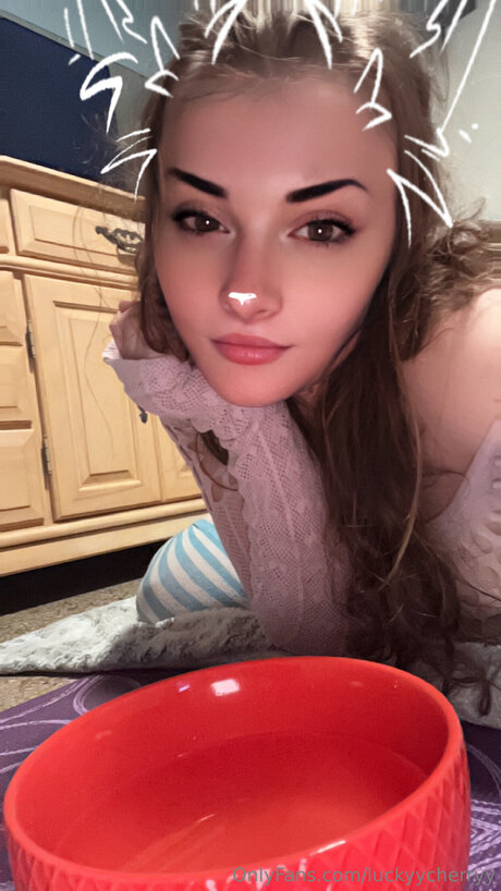 Luckyycherryy