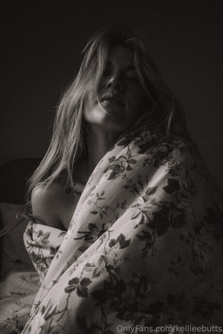 Photo nue de fuite OnlyFans de Kellieebutts