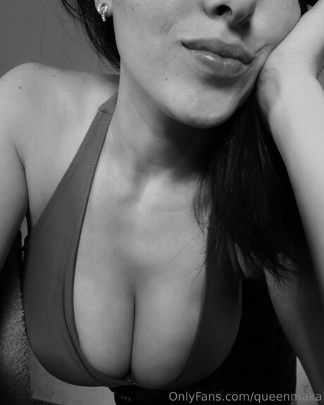 Photo nue de fuite OnlyFans de Queenmaka