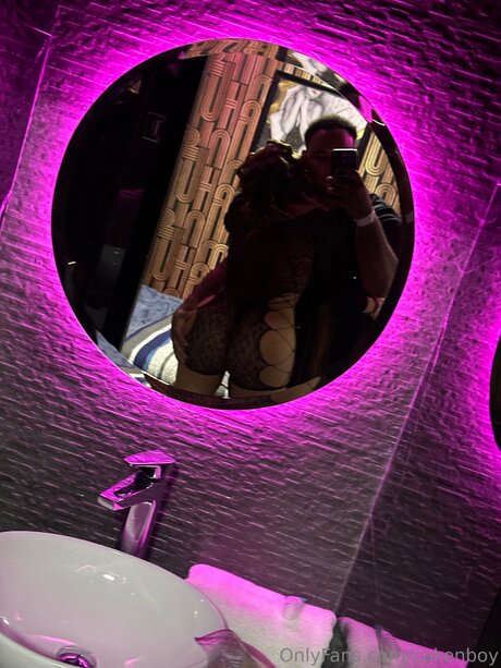 Photo nue de fuite OnlyFans de Cakenboy