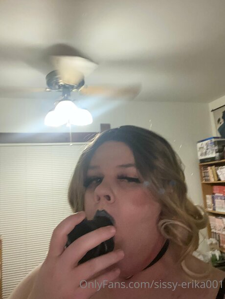 Sissy Erika001