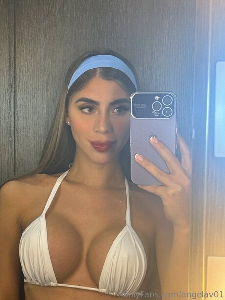 Photo nue de fuite OnlyFans de Angelav01