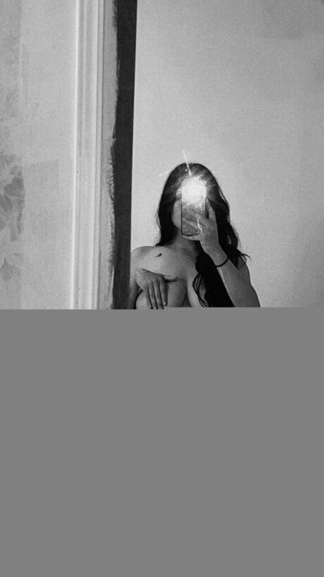 Photo nue de fuite OnlyFans de Julsafterdark